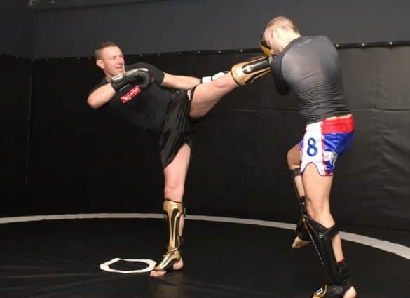 Кикбоксинг